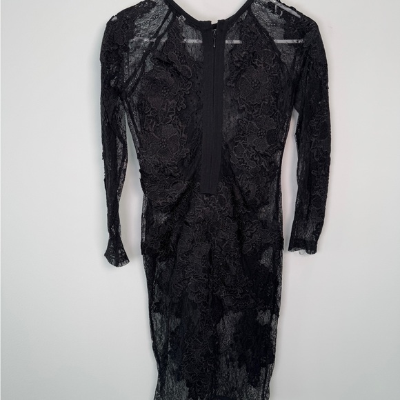 Chic Black Floral Lace Long Sleeve Dress - Picture 4 of 4